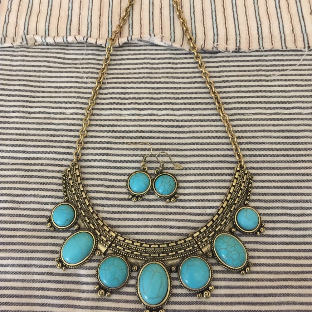 Faux Turquoise Necklace & Earring Set